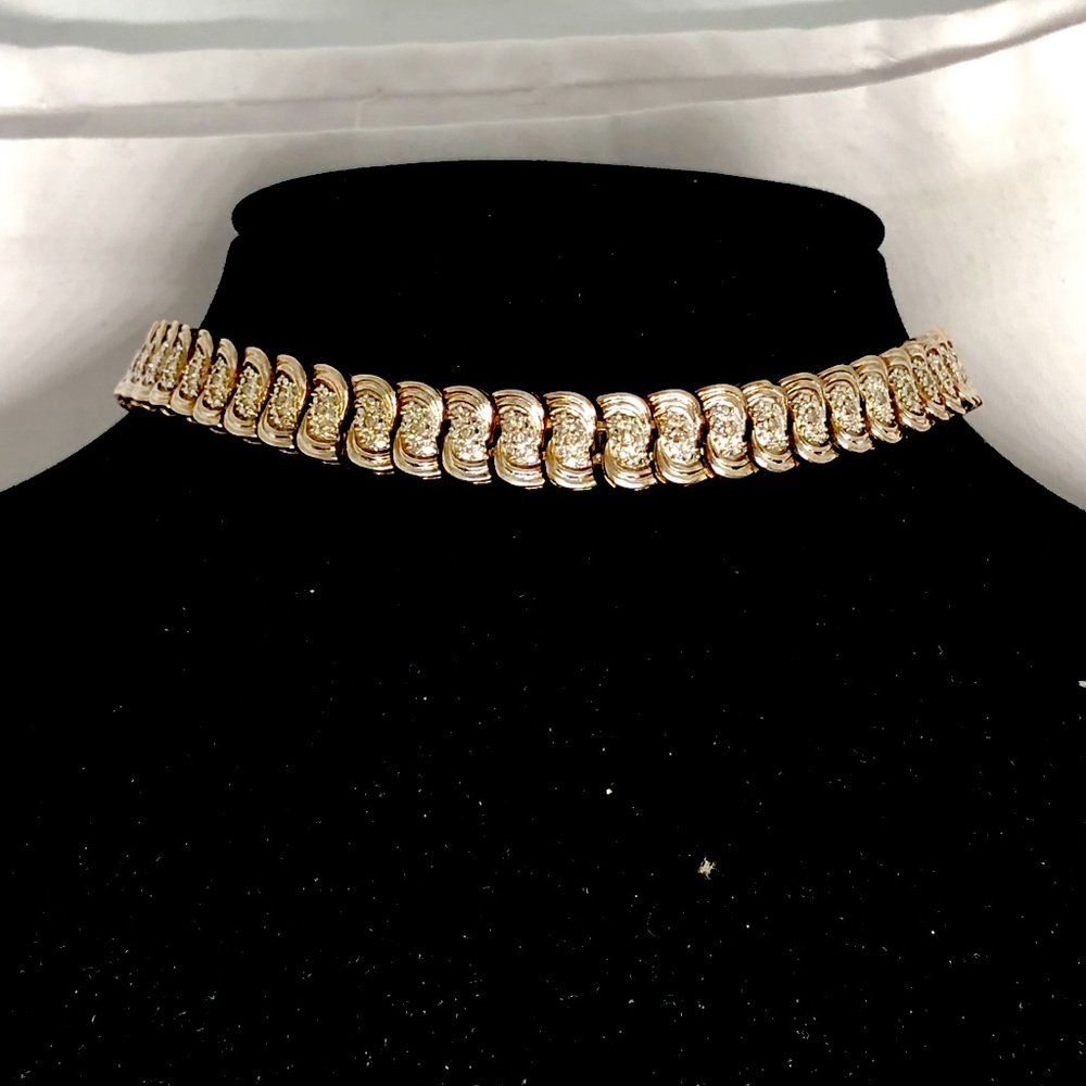 Rare find!  Heng Ngai silver intricate silver tennis bracelet